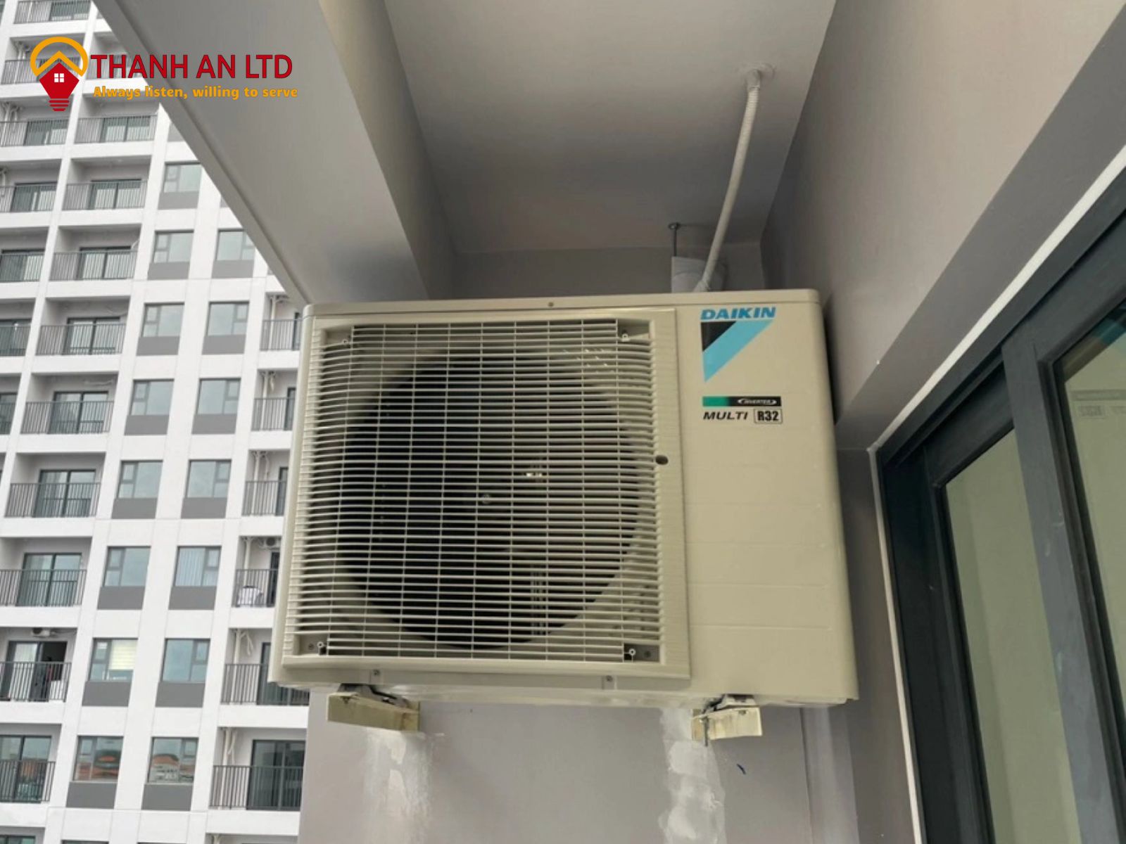 Dàn Nóng Máy Lạnh Multi Daikin 4MKM68RVMV 15